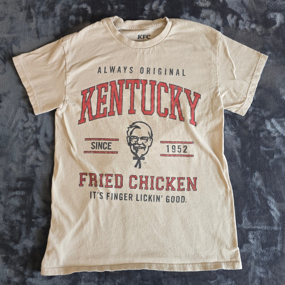 KFC Kentucky Fried Chicken Shirt Mens Small  Beige Graphic Tee Colonel Sanders